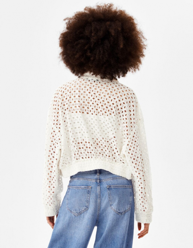 Jacke mit Schweizer Stickerei